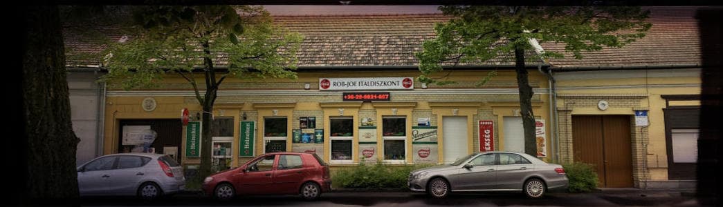 Üzletünk kívülről